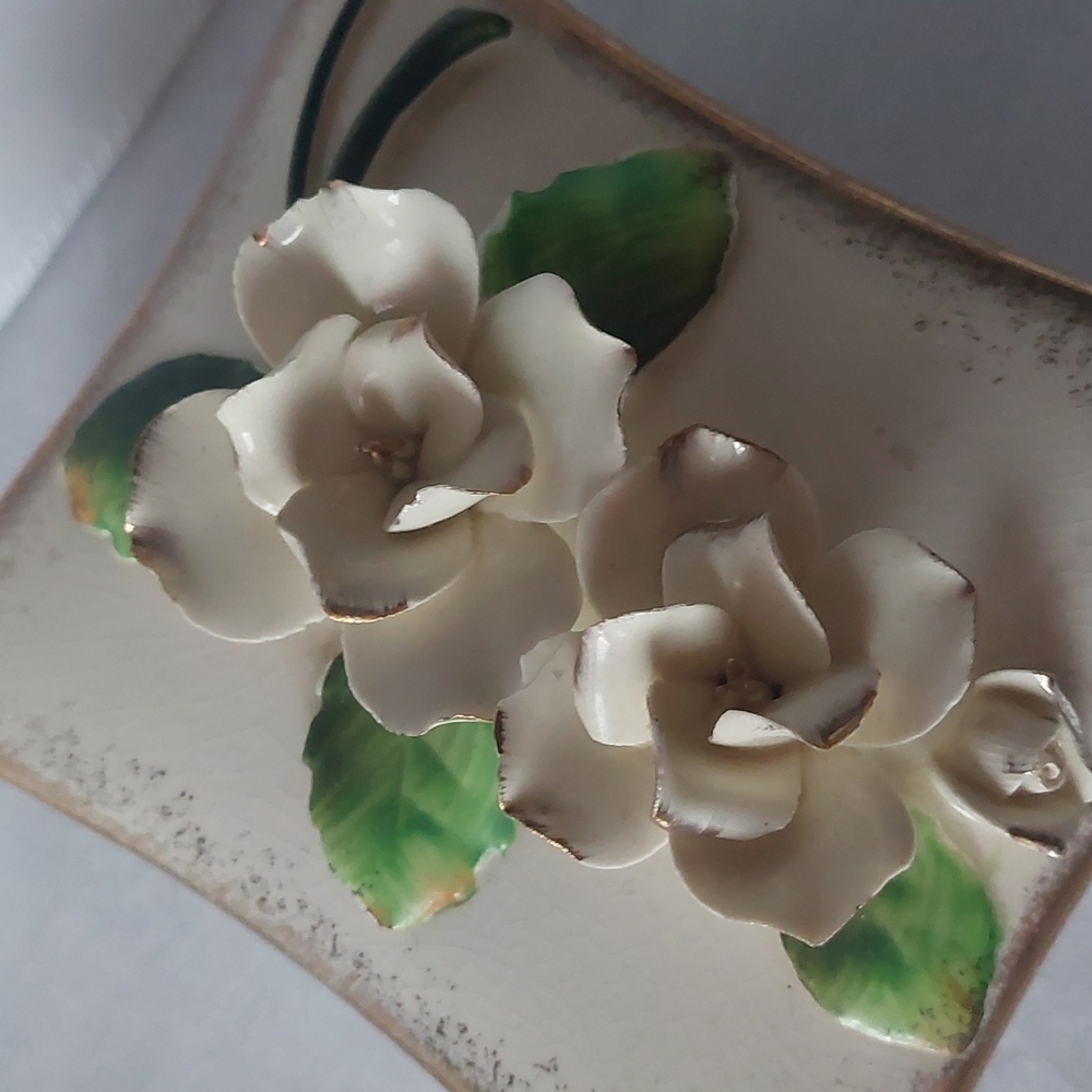 Vintage ceramic trinket box with lid flowers floral - Picture 6 of 15
